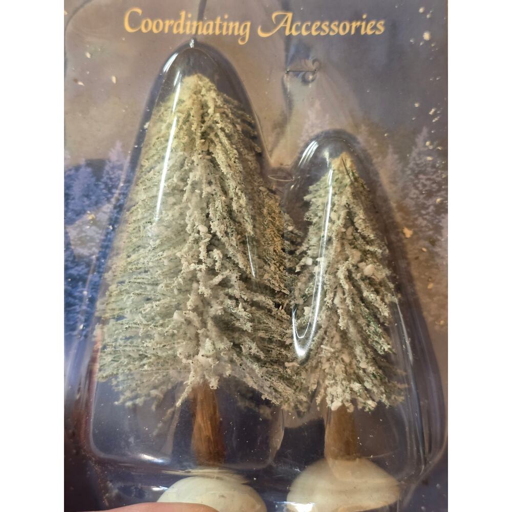 4 Cobblestone‎ Corners Coordinating Accessories Snow Covered Pine Trees - Picture 2 of 3
